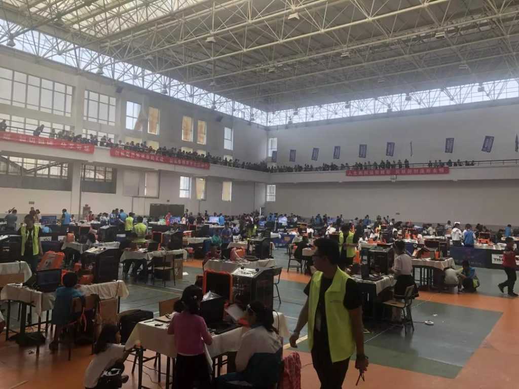 本次競賽主要是鼓勵廣大中小學生結(jié)合學習與實踐活動及生活實際，積極探索、勇于創(chuàng)新，運用信息技術(shù)手段設(shè)計、創(chuàng)作電腦作品，培養(yǎng)“發(fā)現(xiàn)問題、分析問題和解決問題”的能力。