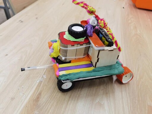 腦洞大開多功能汽車