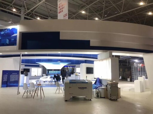雷宇設(shè)備已在會場時刻準(zhǔn)備著