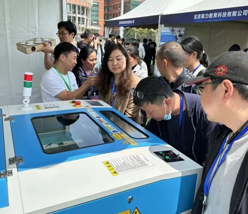 感受科技魅力沐浴科普陽光