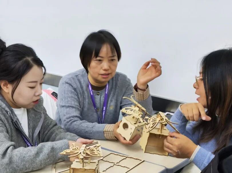 雷宇教育助力2025中國(guó)青少年科技教育工作者協(xié)會(huì)年會(huì)，G03工作坊在延吉成功舉辦